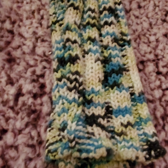 Sweater - Picture 6 of 8